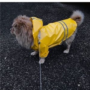 NWT Doggie rain jacket with reflective lines